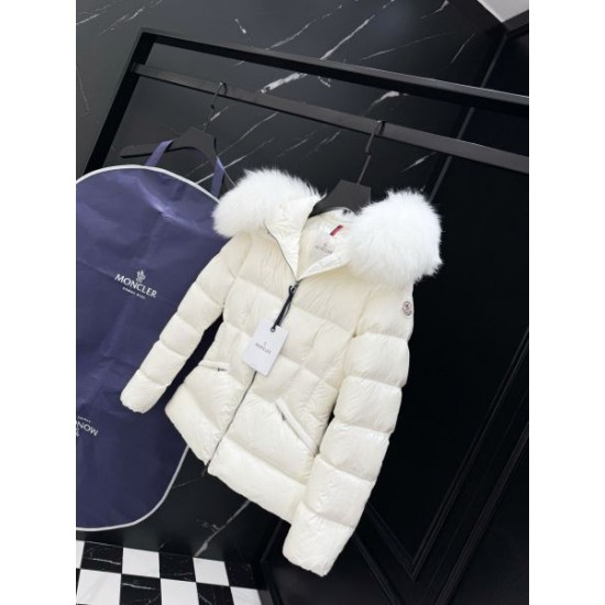2025FW MONCLER モンクレール 今季セレブ愛用の新作 ダウンジャケット