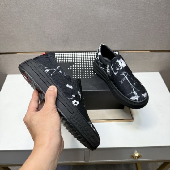 2025秋冬新作 DOLCE＆GABBANA ドルチェ＆ガッバーナ メンズ カジュアルシューズ 永遠のクラシック定番