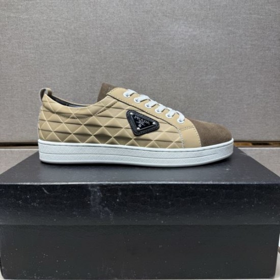 2025秋冬新作 PRADA プラダ メンズ カジュアルシューズ 秋冬トレンド最前線