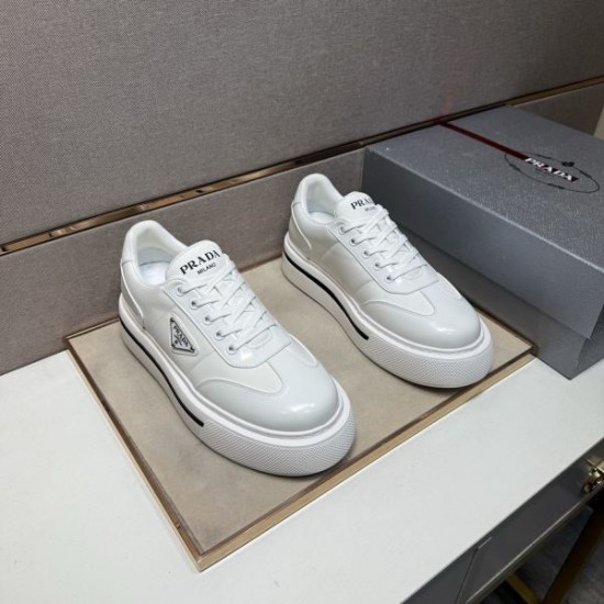 2025秋冬新作 PRADA プラダ メンズ カジュアルシューズ 新作完売続出の人気商品