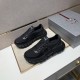 2025秋冬新作 PRADA プラダ メンズ スニーカー 冬シーズンの注目トレンド特集