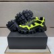 2025秋冬新作 PRADA プラダ メンズ スニーカー 最新デザイン 一目惚れ必至の一足