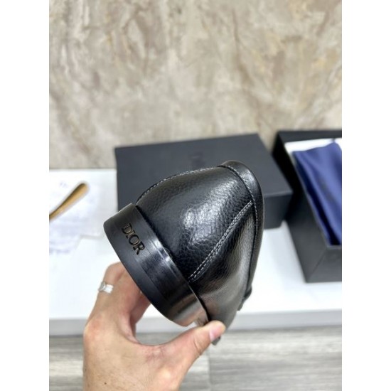 2025秋冬新作 DIOR ディオール メンズ用 ビジネスシューズ 落ち着いた上質デザイン