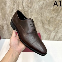 2025秋冬新作 FERRAGAMO サルヴァトーレ フェラガモ メンズ用 ビジネスシューズ シンプルで洗練された逸品