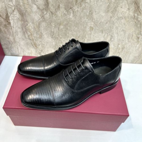 2025秋冬新作 FERRAGAMO サルヴァトーレ フェラガモ メンズ用 ビジネスシューズ シンプルで洗練された逸品