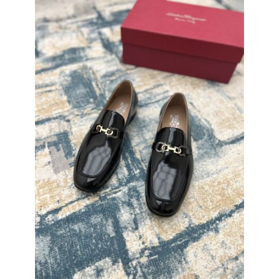 2025秋冬新作 FERRAGAMO サルヴァトーレ フェラガモ メンズ用 ビジネスシューズ 高評価続出の新作