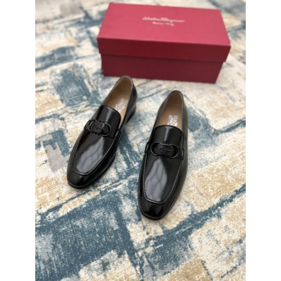 2025秋冬新作 FERRAGAMO サルヴァトーレ フェラガモ メンズ用 ビジネスシューズ トレンド感ある都会的スタイル