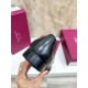 2025秋冬新作 FERRAGAMO サルヴァトーレ フェラガモ メンズ用 ビジネスシューズ 贈り物にも最適な上質感