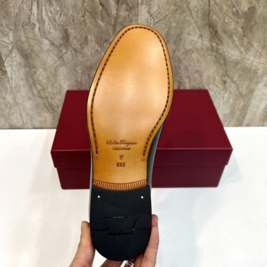 2025秋冬新作 FERRAGAMO サルヴァトーレ フェラガモ メンズ用 ビジネスシューズ 希少な新作限定モデル