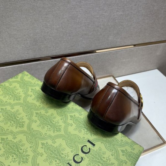 2025秋冬新作 GUCCI グッチ メンズ用 ビジネスシューズ コーデ自在の万能アイテム