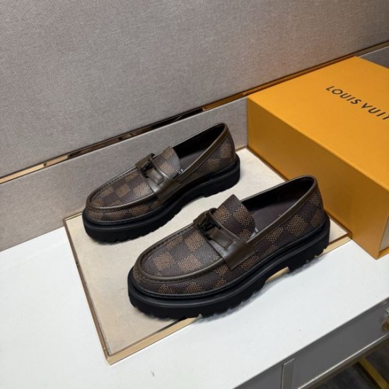 2025秋冬新作 LOUIS VUITTON ルイヴィトン メンズ用 ビジネスシューズ 雑誌掲載の注目モデル