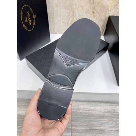 2025秋冬新作 PRADA プラダ メンズ用 ビジネスシューズ VIP価格でお得にGET