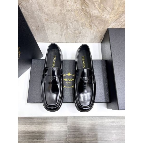 2025秋冬新作 PRADA プラダ メンズ用 ビジネスシューズ コーデを格上げする逸品