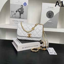2025FW CHANEL シャネル レディースバッグ ショルダーバッグ トレンド最先端の一品