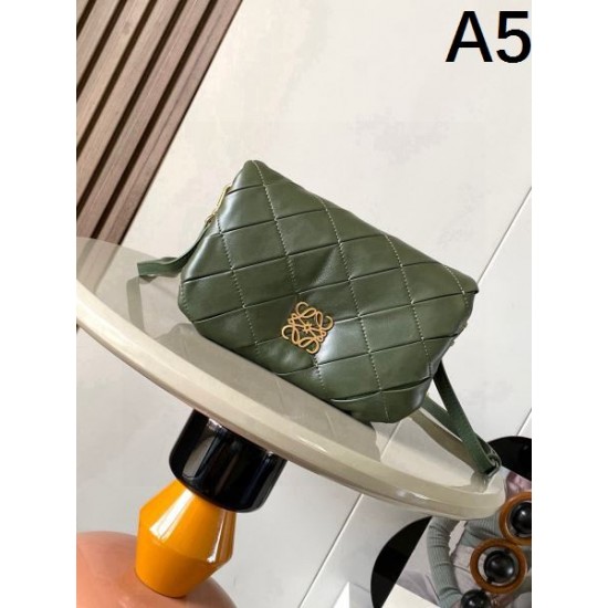 2025FW LOEWE ロエベ レディースバッグ ショルダーバッグ トレンド感抜群のスタイル