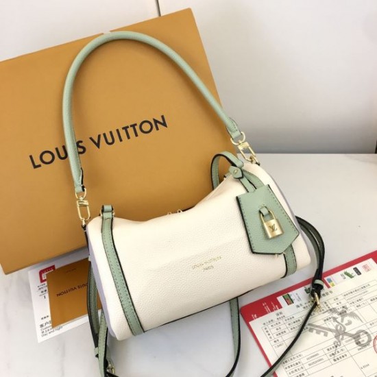 2025FW LOUIS VUITTON ルイヴィトン レディース トートバッグ ギフトに最適な期間限定モデル