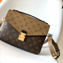 2025FW LOUIS VUITTON ルイヴィトン レディースバッグ ショルダーバッグ 今年買い足したい注目モデル