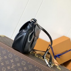 2025FW LOUIS VUITTON ルイヴィトン レディースバッグ ショルダーバッグ 大人の色気漂う上品な印象