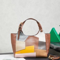 2025FW MIU MIU ミュウミュウ レディース トートバッグ 大切な方への最適ギフト