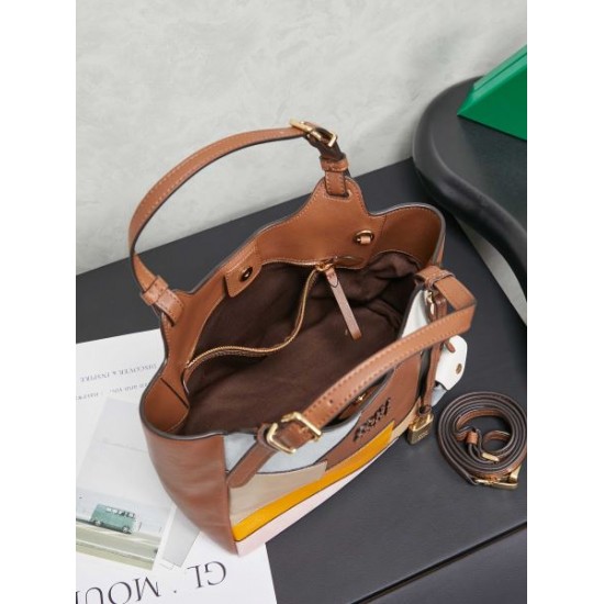2025FW MIU MIU ミュウミュウ レディース トートバッグ 大切な方への最適ギフト