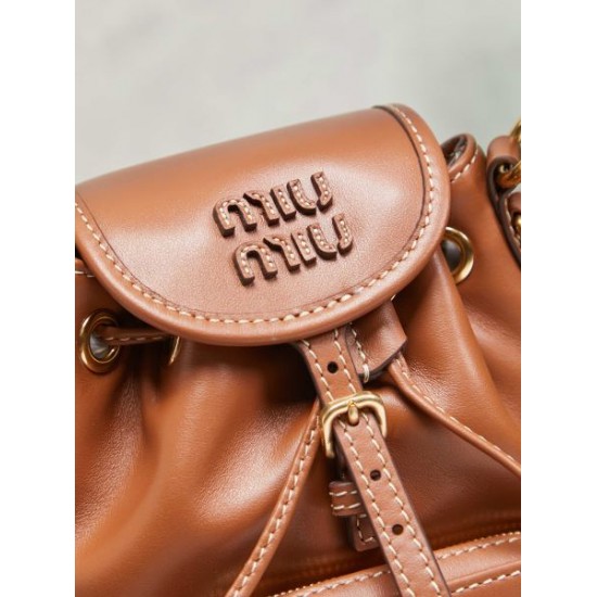 2025FW MIU MIU ミュウミュウ レディースバッグ バックパック カジュアル感強めの旬デザイン