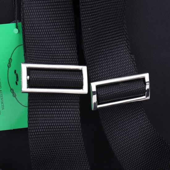 2025FW PRADA プラダ レディースバッグ バックパック シンプルで洗練されたデザイン