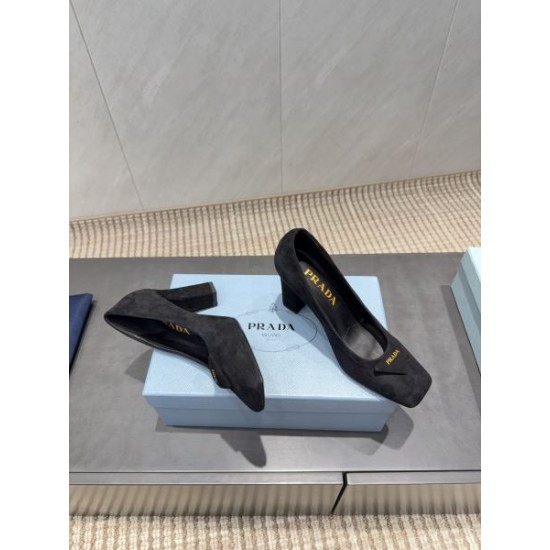 2025FW 一歩先のおしゃれ上級者 PRADA プラダ ハイヒール