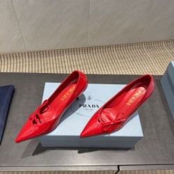 2025FW 海外トレンド新作入荷 PRADA プラダ ハイヒール