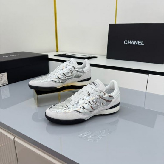 2025FW デイリーに使える万能 CHANEL シャネル カジュアルシューズ