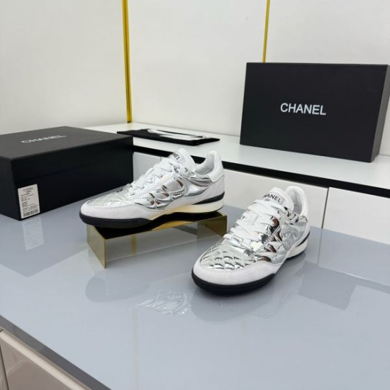 2025FW デイリーに使える万能 CHANEL シャネル カジュアルシューズ