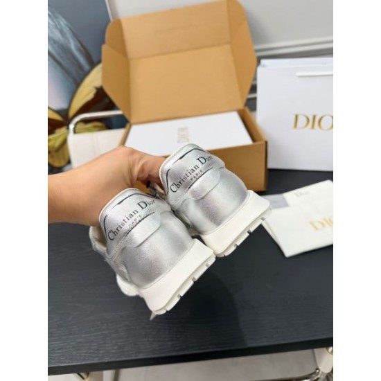 2025FW 秋冬新作で高評価 DIOR ディオール カジュアルシューズ