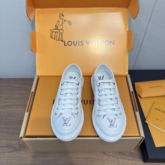2025FW 視線を集める最新作 LOUIS VUITTON ルイヴィトン カジュアルシューズ