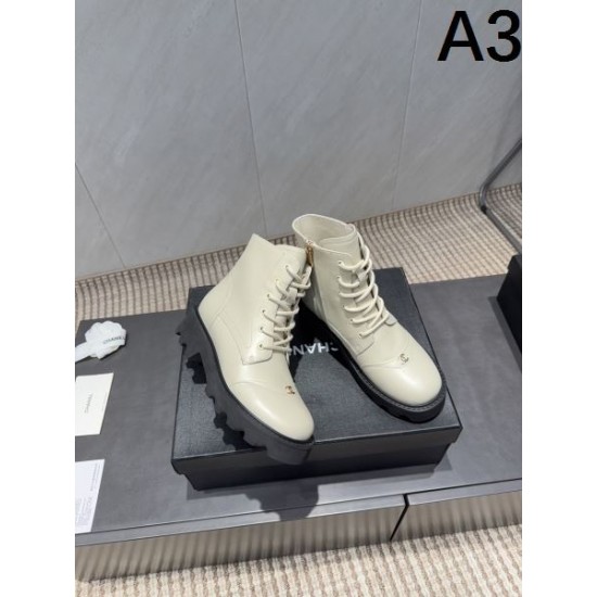 2025FW レトロ感が映える旬スタイル CHANEL シャネル ブーツ