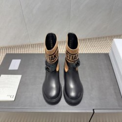 2025FW 秋冬新作コレクション登場 DIOR ディオール ブーツ