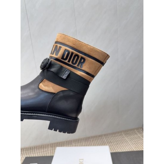 2025FW 秋冬新作コレクション登場 DIOR ディオール ブーツ