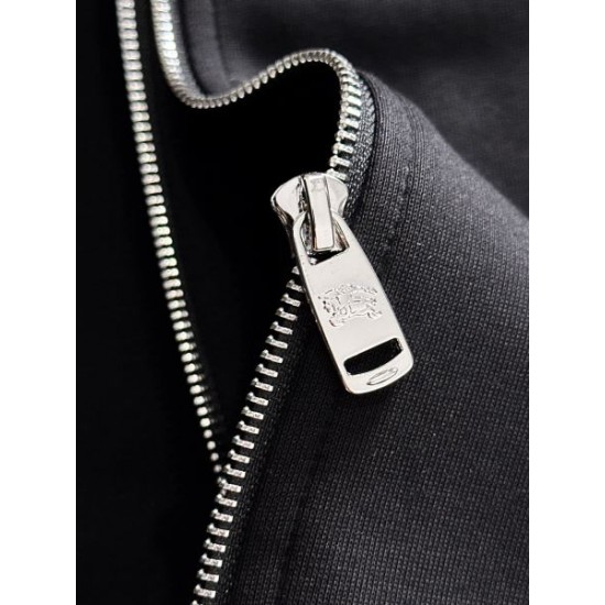 2025FW BURBERRY バーバリー 上下セット 新作を愛用するセレブ多数の注目モデル