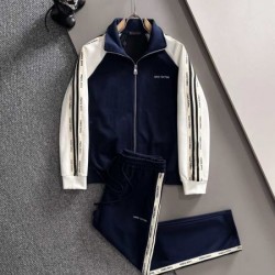 2025FW LOUIS VUITTON ルイヴィトン 上下セット 冬でも軽やかに着こなせるコーデ