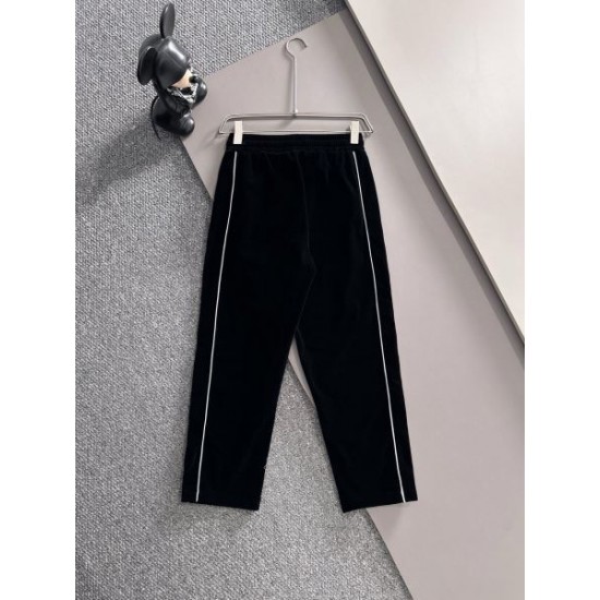 2025FW PRADA プラダ 上下セット 今冬最新の人気セールアイテム
