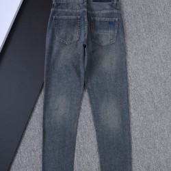2025FW BURBERRY バーバリー ジーパン 視線を集める今冬注目モデル
