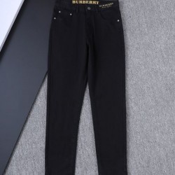 2025FW BURBERRY バーバリー ジーパン マストアイテムの新入荷デニム