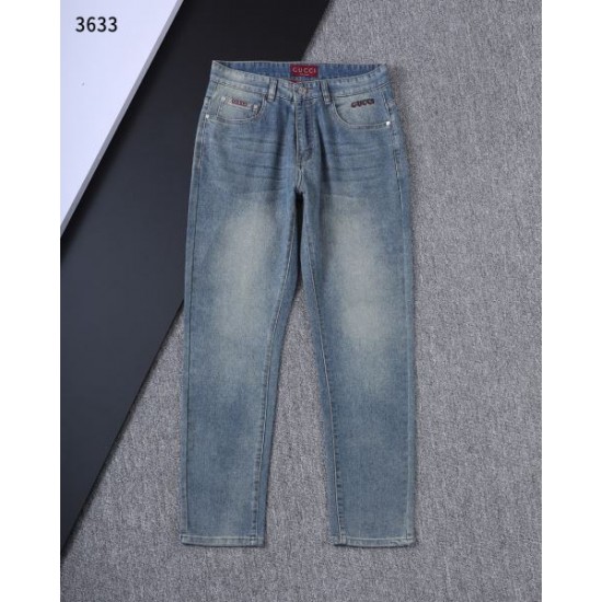 2025FW GUCCI グッチ ジーパン 冬スタイルを大満喫できる注目作