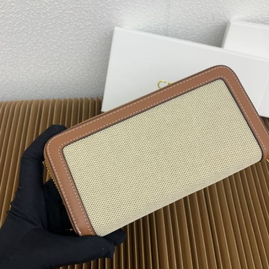 2025FW 長財布 CELINE セリーヌ 現在、在庫豊富にご用意