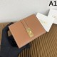 2025FW 二つ折り財布 CELINE セリーヌ この冬、心ゆくまで楽しめるアイテム