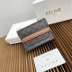 2025FW 二つ折り財布 CELINE セリーヌ 目を引く、視線を集める冬季新作