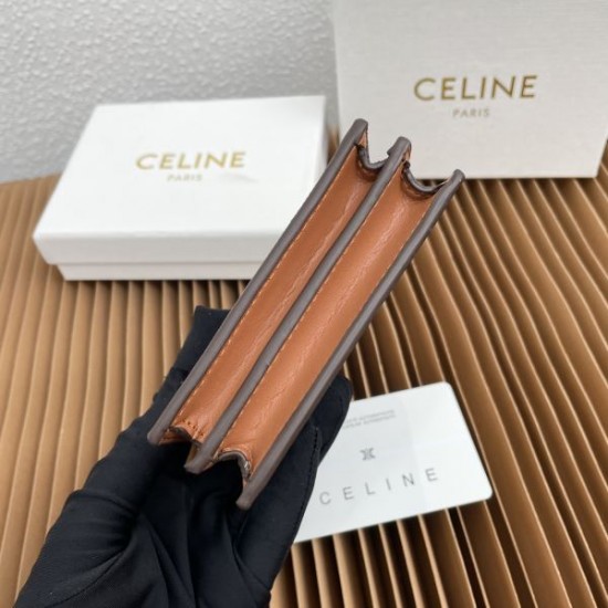 2025FW 二つ折り財布 CELINE セリーヌ 目を引く、視線を集める冬季新作