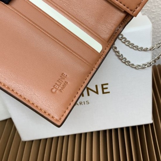 2025FW 三つ折り財布 CELINE セリーヌ 期待が高まる注目のアイテム