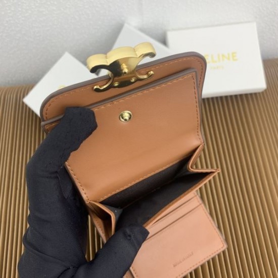 2025FW 三つ折り財布 CELINE セリーヌ 日本未上陸の話題のブランド