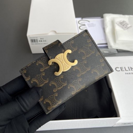 2025FW カードケース CELINE セリーヌ 冬のコーディネートにぴったりなアイテム