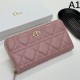 2025FW 長財布 DIOR ディオール 定番でありながら新鮮な魅力