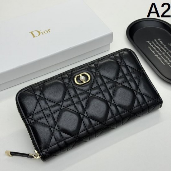 2025FW 長財布 DIOR ディオール 定番でありながら新鮮な魅力